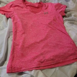 Under armor pink shirt